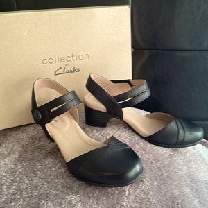 Clark Valarie Rally Black Leather Comfort 5 1/2